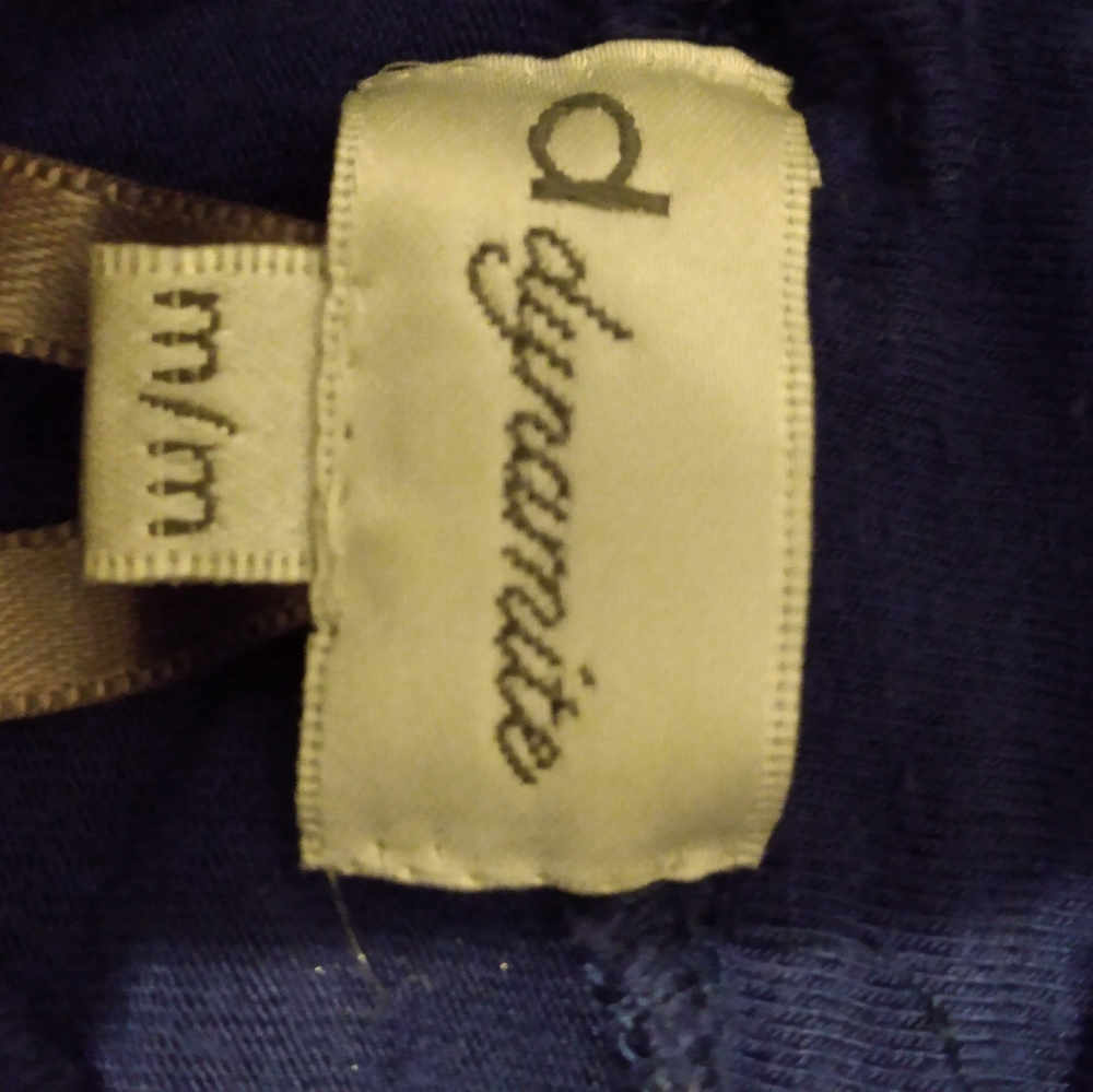 3/$15 Mock neck short sleeve top - Picture 4 of 4
